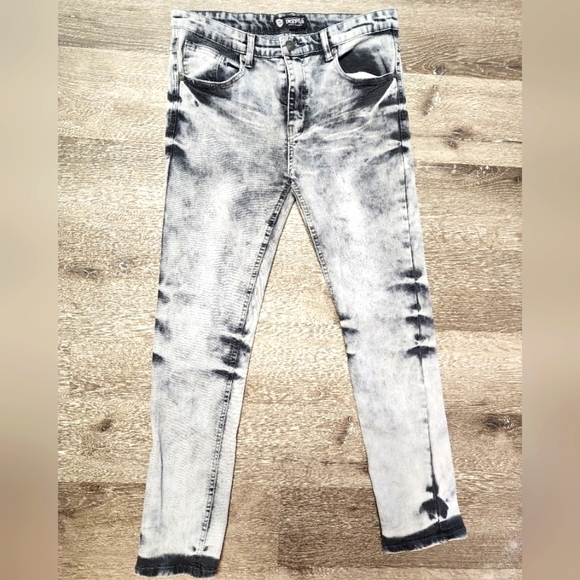 ENCRYPTED, Unique Wash Color, Straight Leg, W 30 L 28.5 - Picture 3 of 4